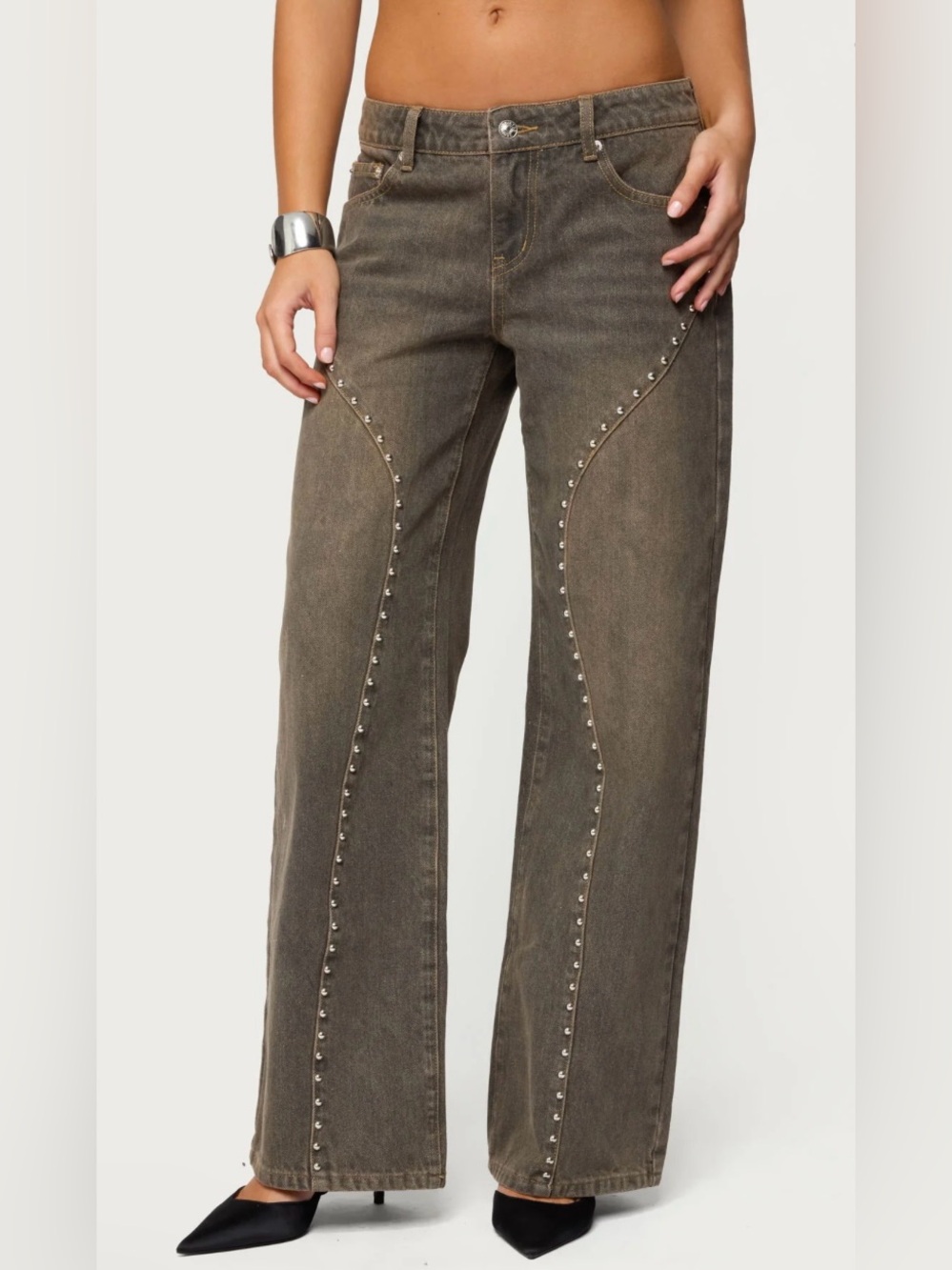 Edikted Charliza Stud Low Rise Baggy Jeans